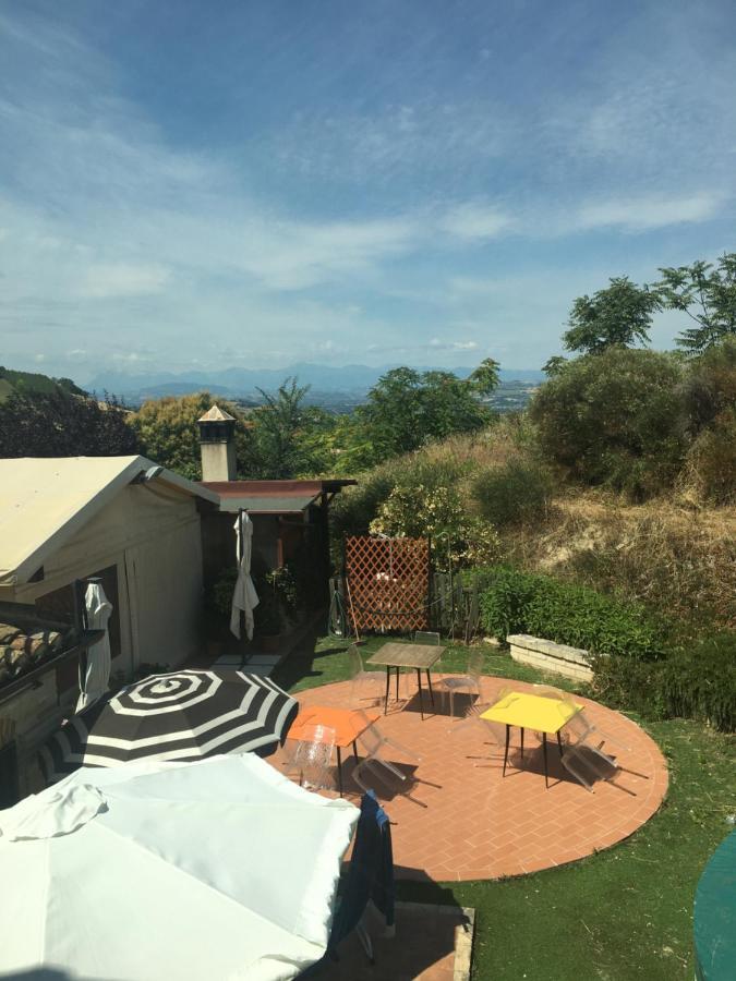 Colle Dei Falchi Guest House Fermo Luaran gambar